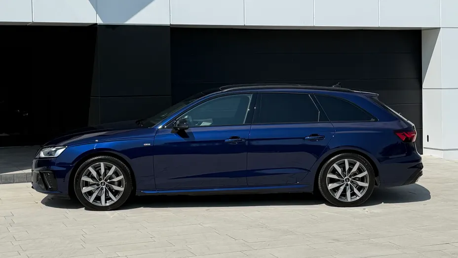 AUDI A4 Avant -