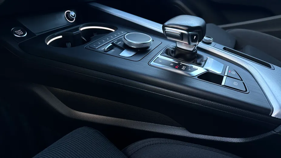 AUDI A4 A4 2.0 TFSI ultra Sport S tronic