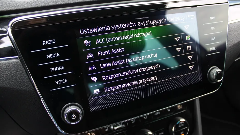 SKODA Superb Superb 2.0 TDI SCR 4x4 L&K DSG