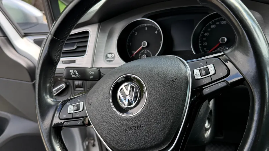 VOLKSWAGEN Golf Golf VII 1.6 TDI BMT Comfortline DSG
