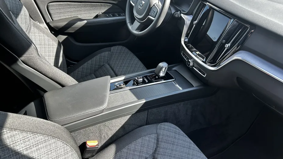 VOLVO V60 V60 B4 B Core aut