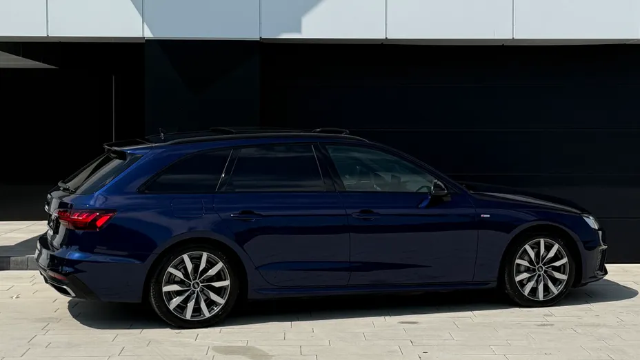 AUDI A4 Avant -