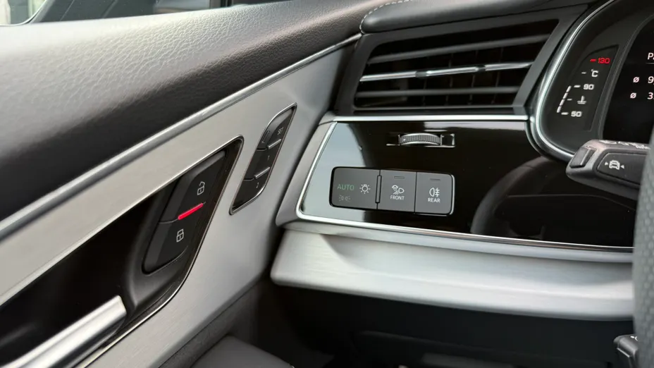 AUDI Q8 / E-Tron Q8 50 TDI mHEV Quattro Tiptronic