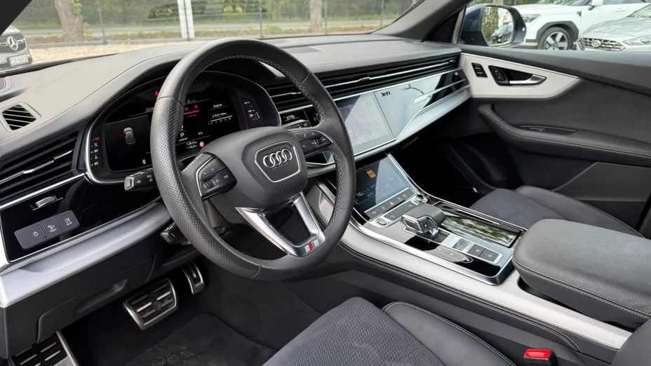 AUDI Q8 / E-Tron Q8 50 TDI mHEV Quattro Tiptronic