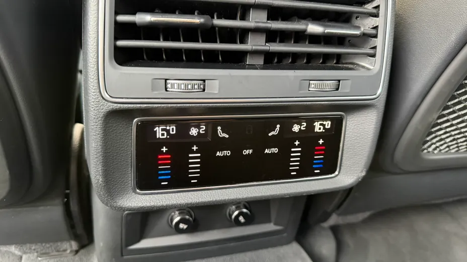 AUDI Q8 / E-Tron Q8 50 TDI mHEV Quattro Tiptronic
