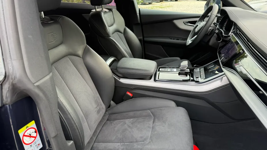 AUDI Q8 / E-Tron Q8 50 TDI mHEV Quattro Tiptronic