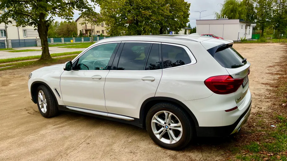 BMW X3 -
