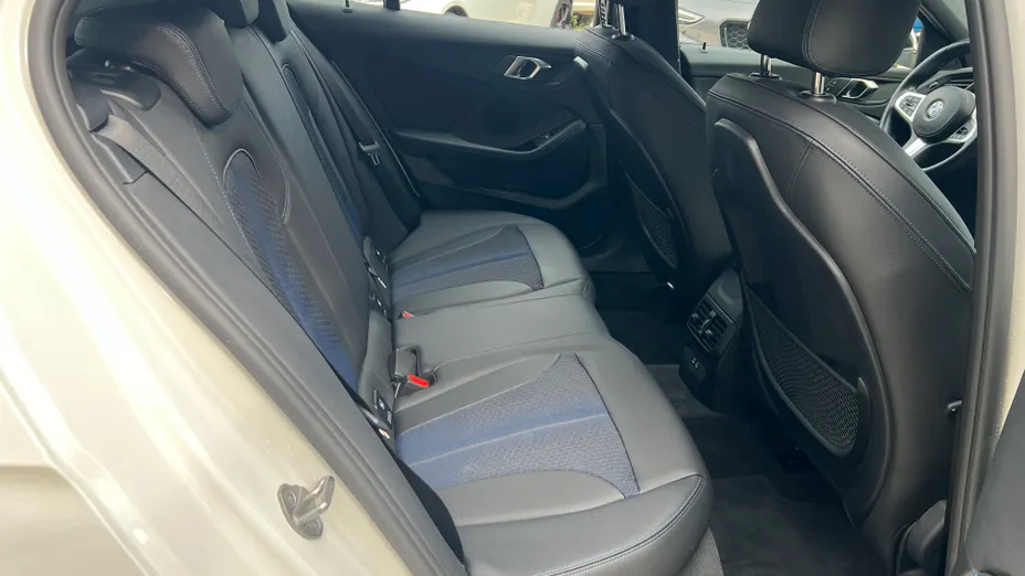 BMW Seria 1 116i M Sport aut