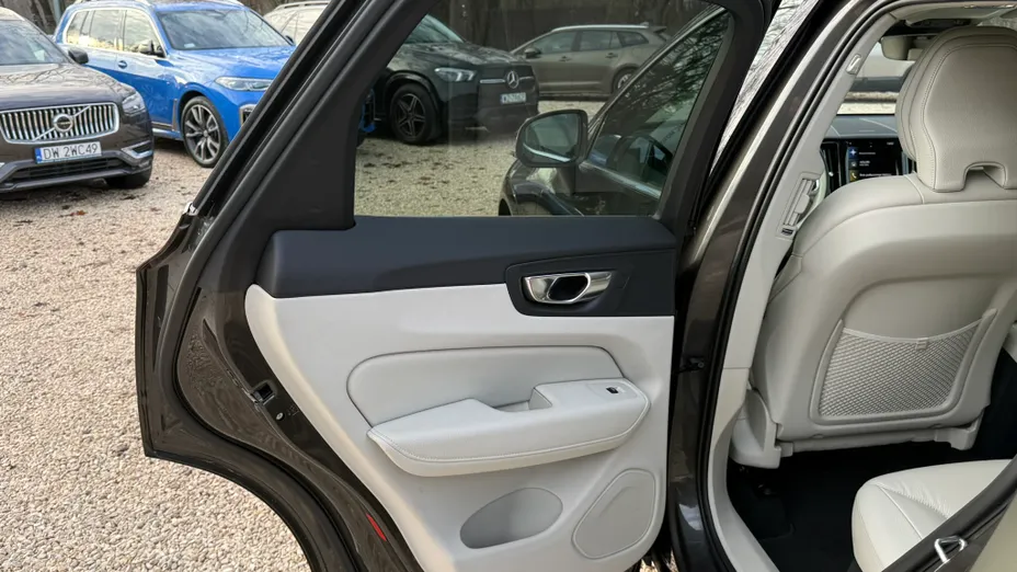 VOLVO XC60 XC60 B5 D AWD Inscription aut