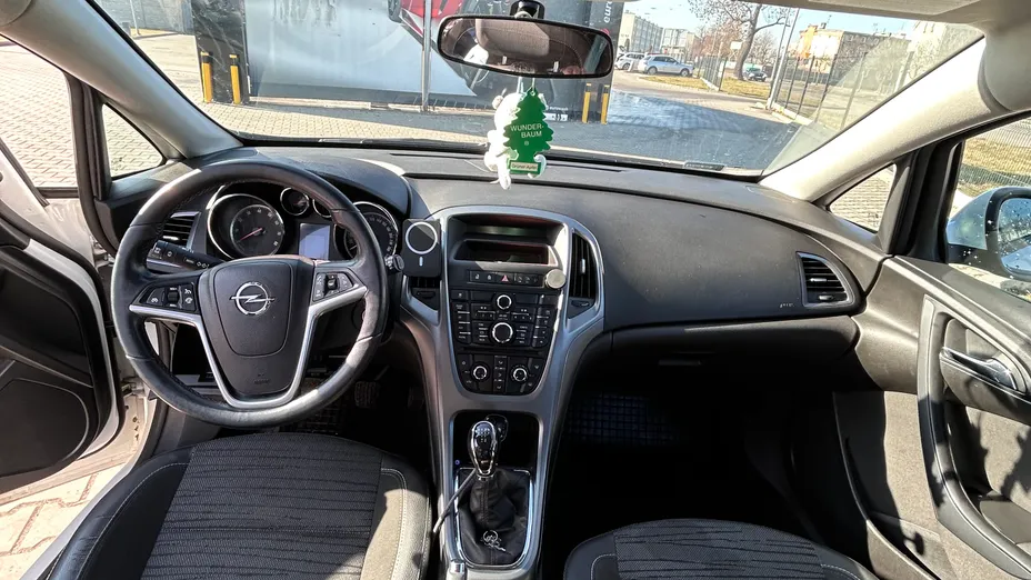 OPEL Astra -