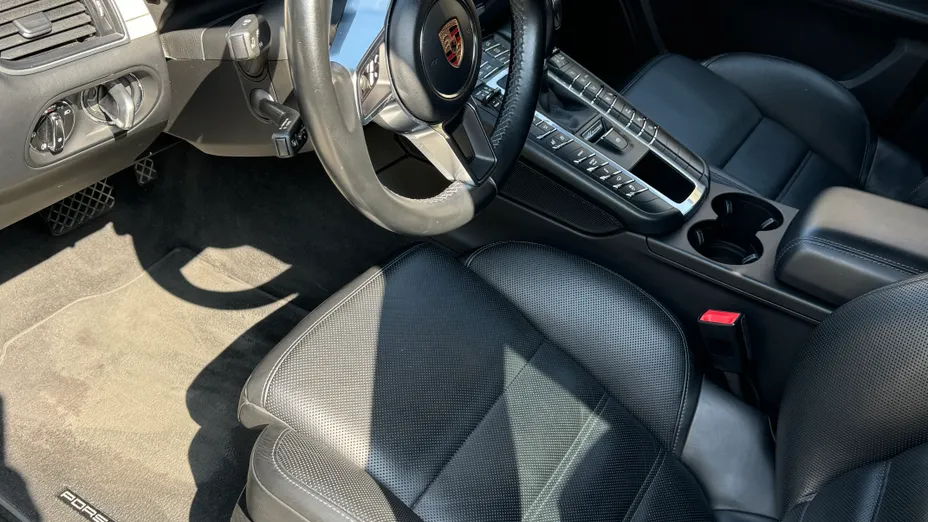 PORSCHE Macan Macan
