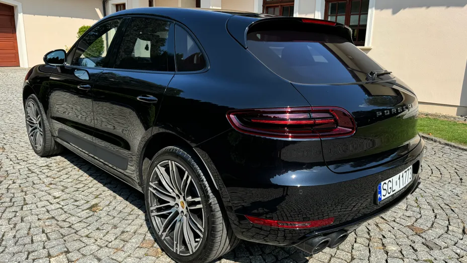 PORSCHE Macan Macan
