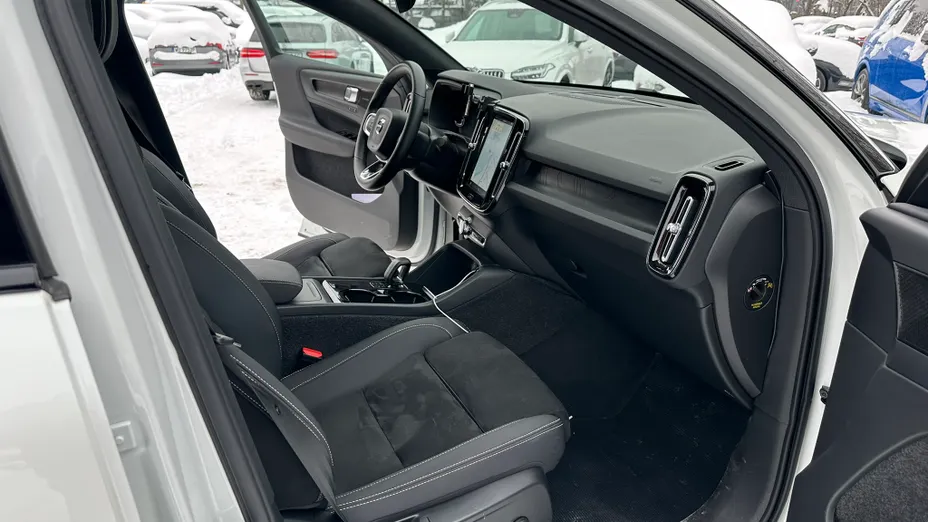 VOLVO C40 C40 P8 Recharge AWD Ultimate