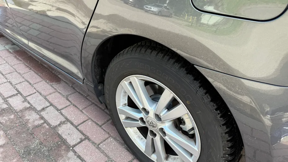 TOYOTA Avensis Avensis 1.8 Sol