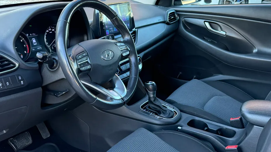 HYUNDAI i30 i30 1.0 T-GDI Classic + DCT