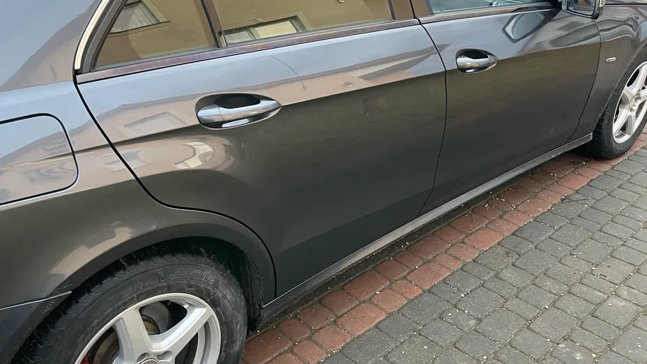 MERCEDES-BENZ E Klasa E 220 (BlueTEC) d