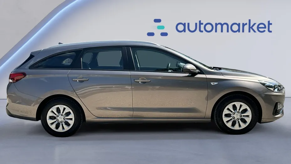 HYUNDAI i30 i30 1.6 D Comfort
