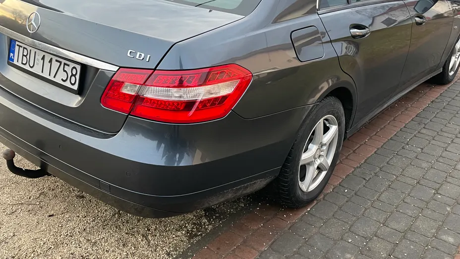 MERCEDES-BENZ E Klasa E 220 (BlueTEC) d