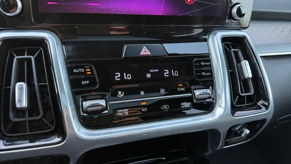 KIA Sorento Sorento 1.6 T-GDI HEV XL 4WD aut 7os.