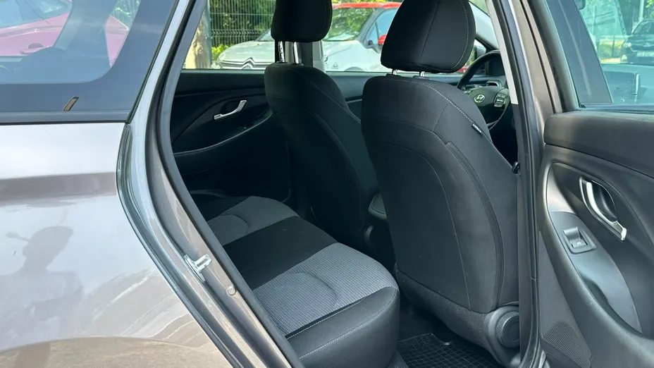 HYUNDAI i30 i30 1.6 D Comfort