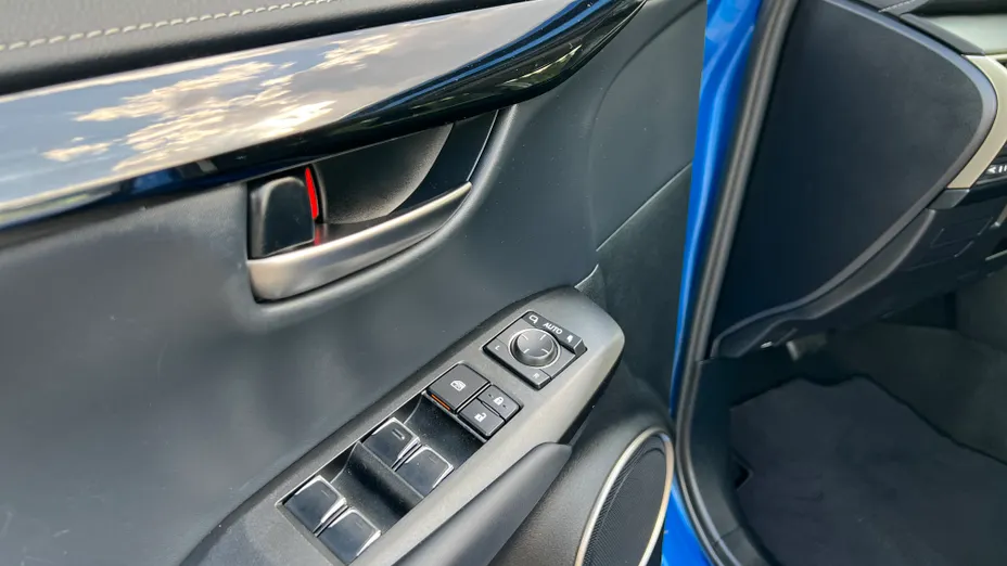 LEXUS NX NX 300h Elegance AWD