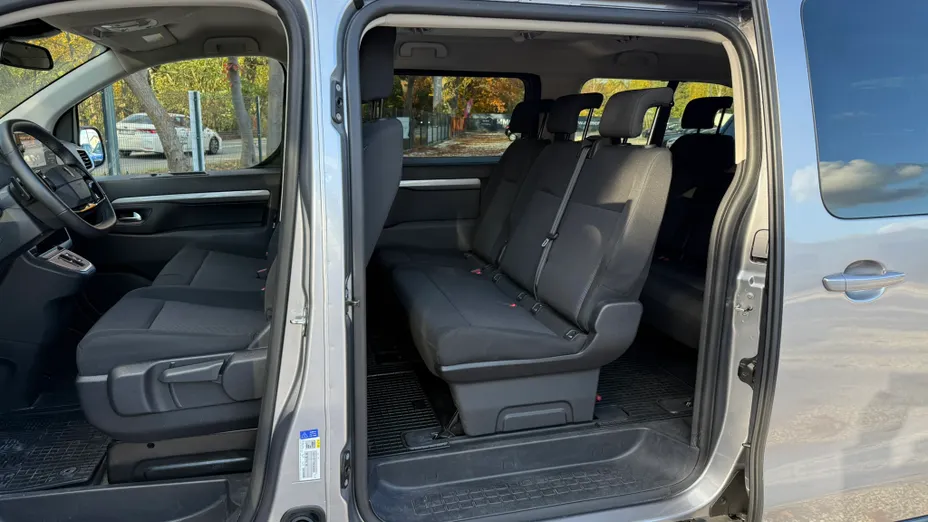 PEUGEOT Traveller Traveller 2.0 BlueHDi Long Business EAT8