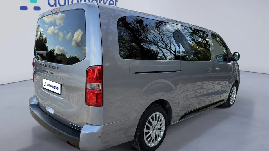 PEUGEOT Traveller Traveller 2.0 BlueHDi Long Business EAT8