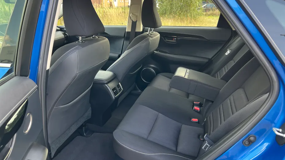 LEXUS NX NX 300h Elegance AWD