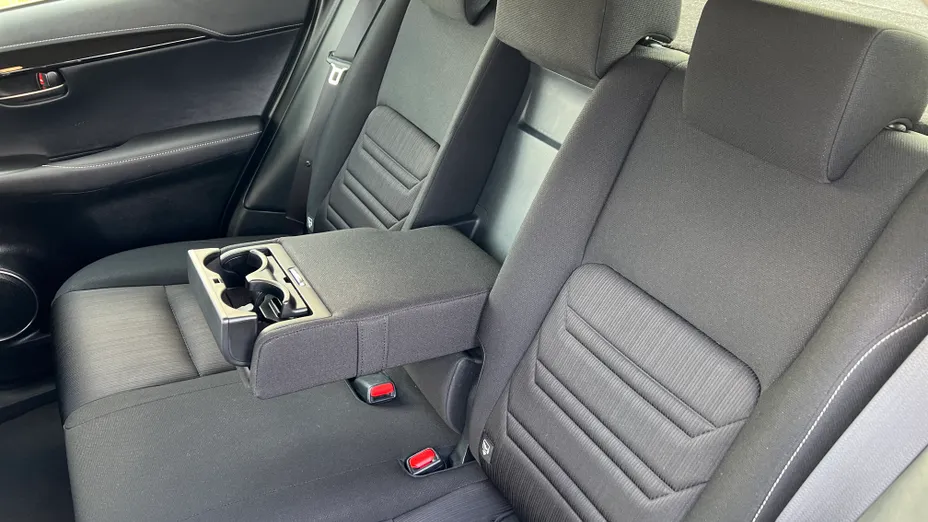 LEXUS NX NX 300h Elegance AWD