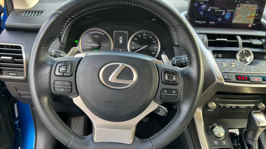 LEXUS NX NX 300h Elegance AWD