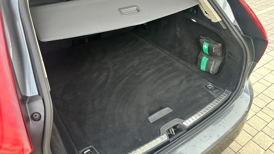 VOLVO V90 V90 CC D5 SCR AWD Pro aut