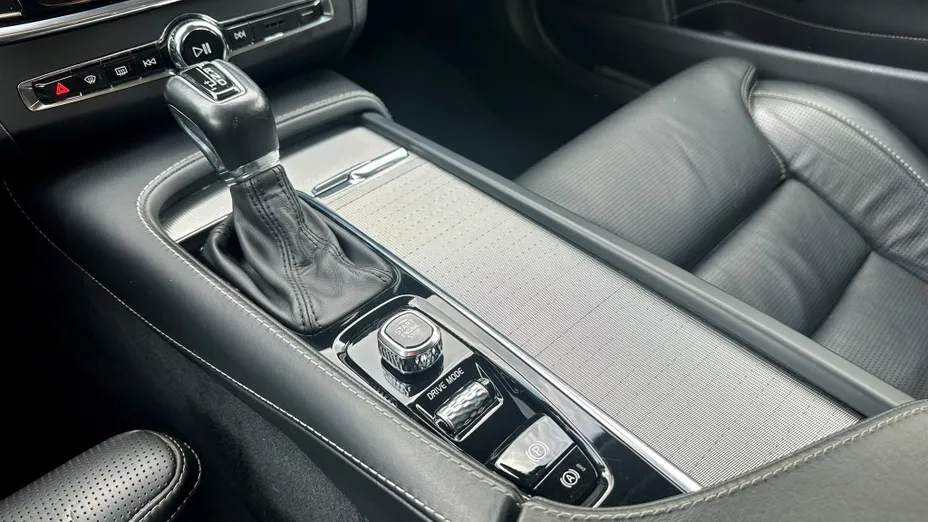 VOLVO V90 V90 CC D5 SCR AWD Pro aut