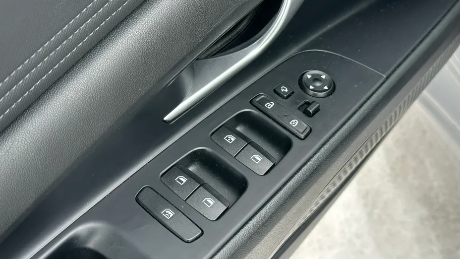 HYUNDAI Elantra Elantra 1.6 Smart