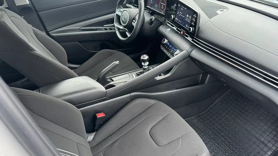 HYUNDAI Elantra Elantra 1.6 Smart