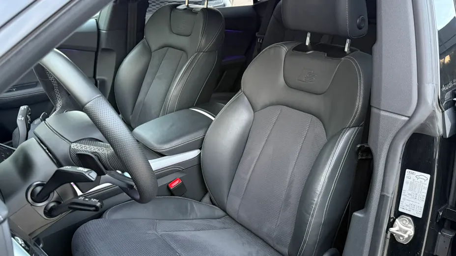 AUDI Q8 / E-Tron Q8 50 TDI mHEV Quattro Tiptronic