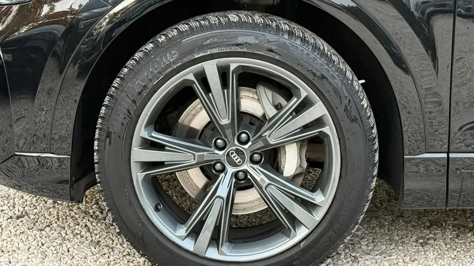 AUDI Q8 / E-Tron Q8 50 TDI mHEV Quattro Tiptronic