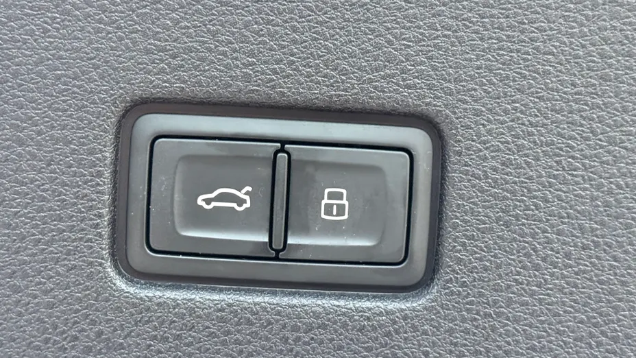 AUDI Q8 / E-Tron Q8 50 TDI mHEV Quattro Tiptronic