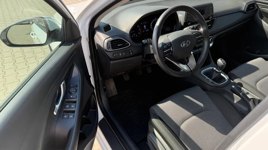 HYUNDAI i30 i30 1.5 T-GDI 48V Modern