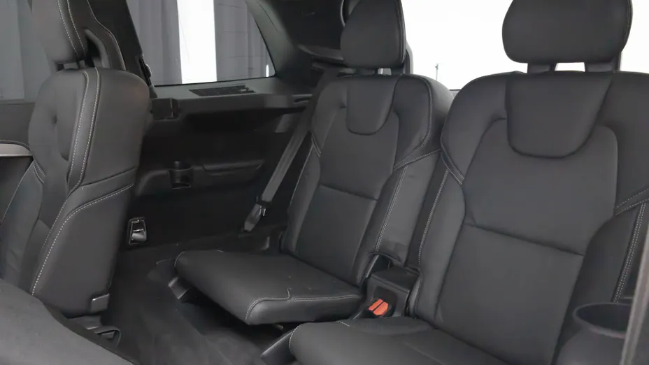 VOLVO XC90 XC90 T8 AWD Plug-In Hybrid R-Design 7os aut