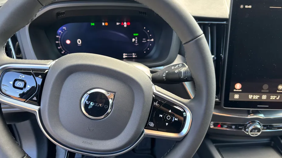 VOLVO XC60 XC60 T6 Plug-In Hybrid AWD Plus Black Edition aut Nowy