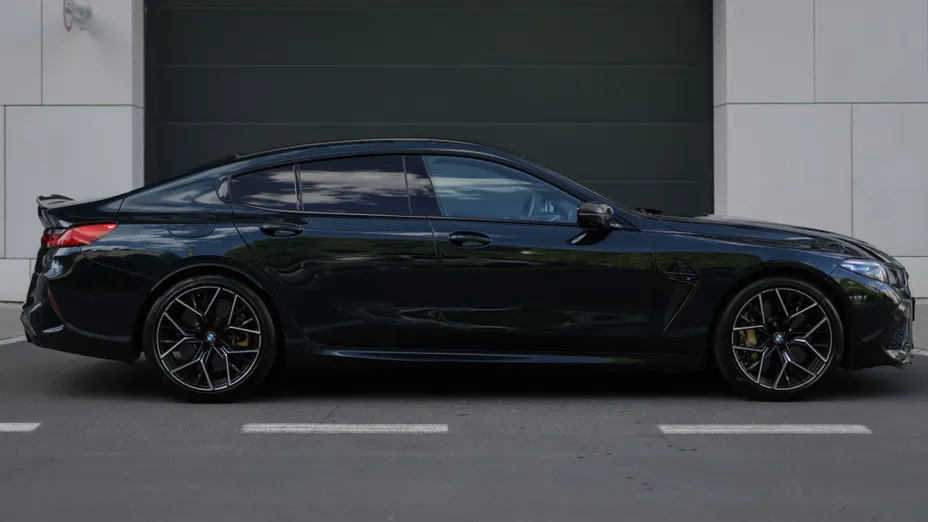 BMW Seria 8 M8 Competition