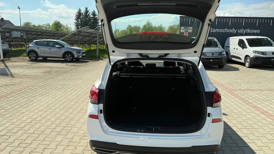 HYUNDAI i30 i30 1.5 T-GDI 48V Modern
