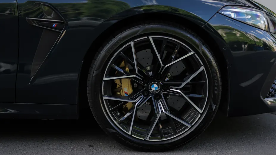 BMW Seria 8 M8 Competition