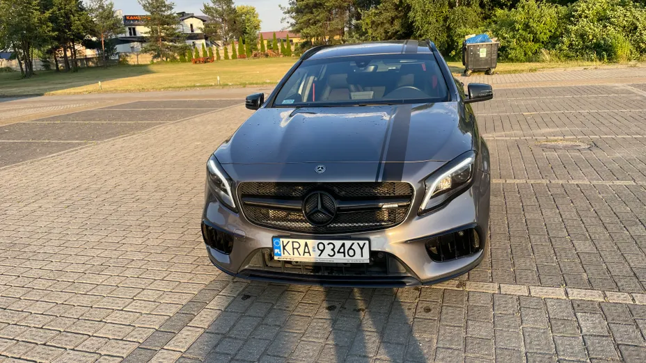 MERCEDES-BENZ GLA AMG GLA 45 4-Matic