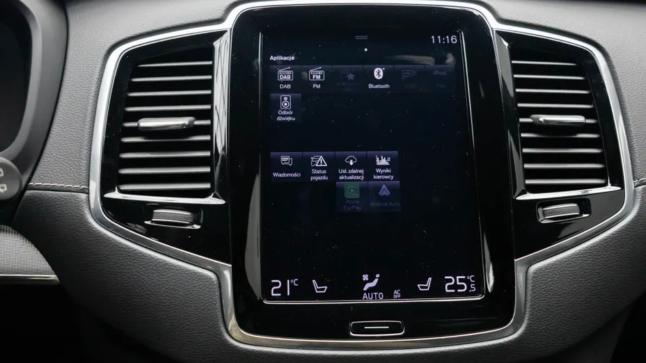 VOLVO XC90 XC90 T8 AWD Plug-In Hybrid R-Design 7os aut