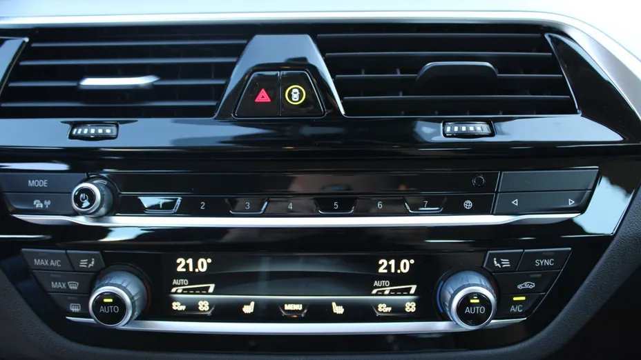 BMW Seria 5 520d mHEV sport-aut