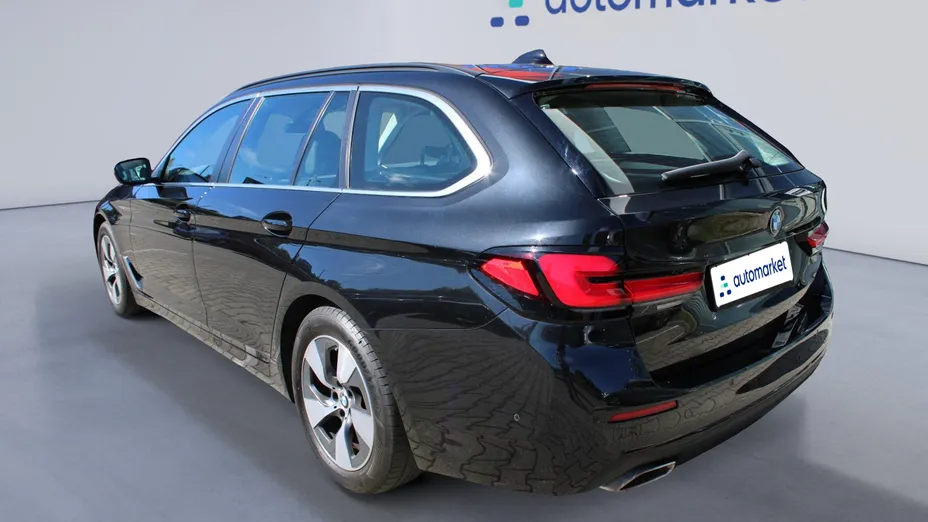 BMW Seria 5 520d mHEV sport-aut