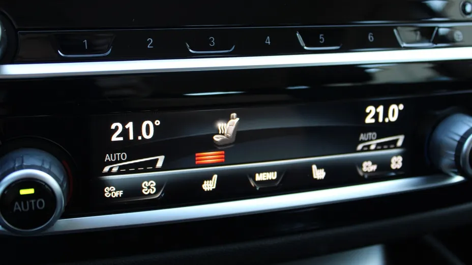 BMW Seria 5 520d mHEV sport-aut