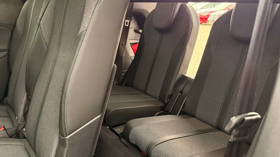 PEUGEOT 5008 5008 1.2 PureTech Allure Pack S&S EAT8