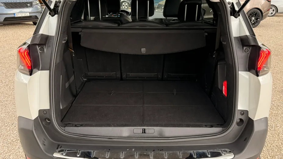 PEUGEOT 5008 5008 1.2 PureTech Allure Pack S&S EAT8